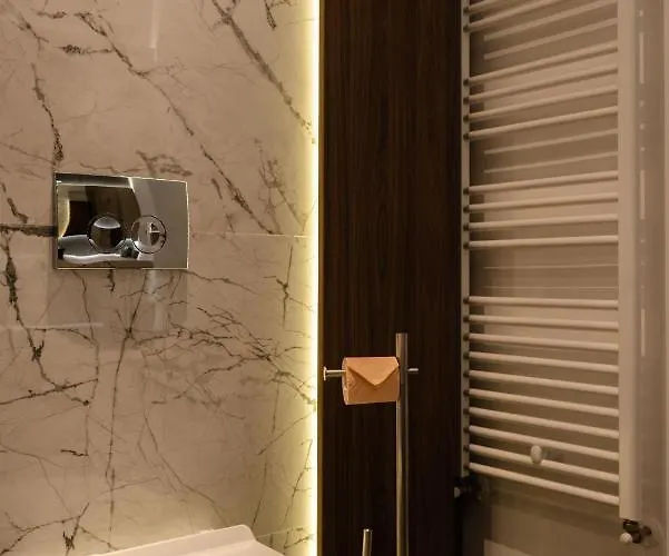 B&v 55 Qualis - Luxury Mountain Escape Lejlighed Braşov