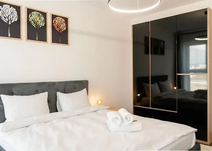 B&v 55 Qualis - Luxury Mountain Escape * Braşov